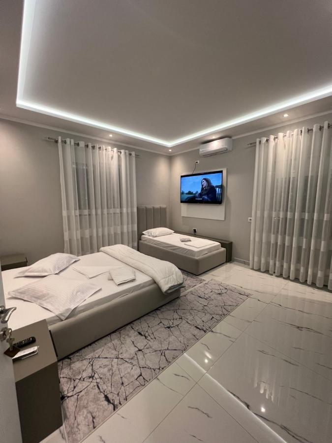Guesthouse Bellavista Berat Buitenkant foto
