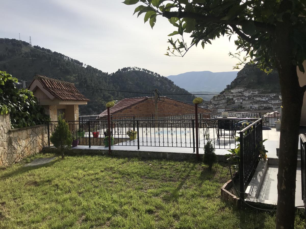 Guesthouse Bellavista Berat Buitenkant foto