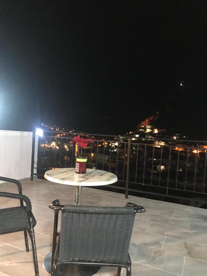 Guesthouse Bellavista Berat Buitenkant foto